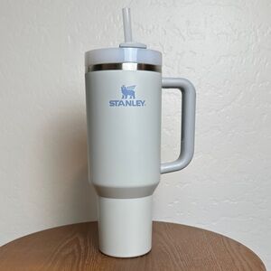 Stanley 40 oz Quencher 2023 Fog color